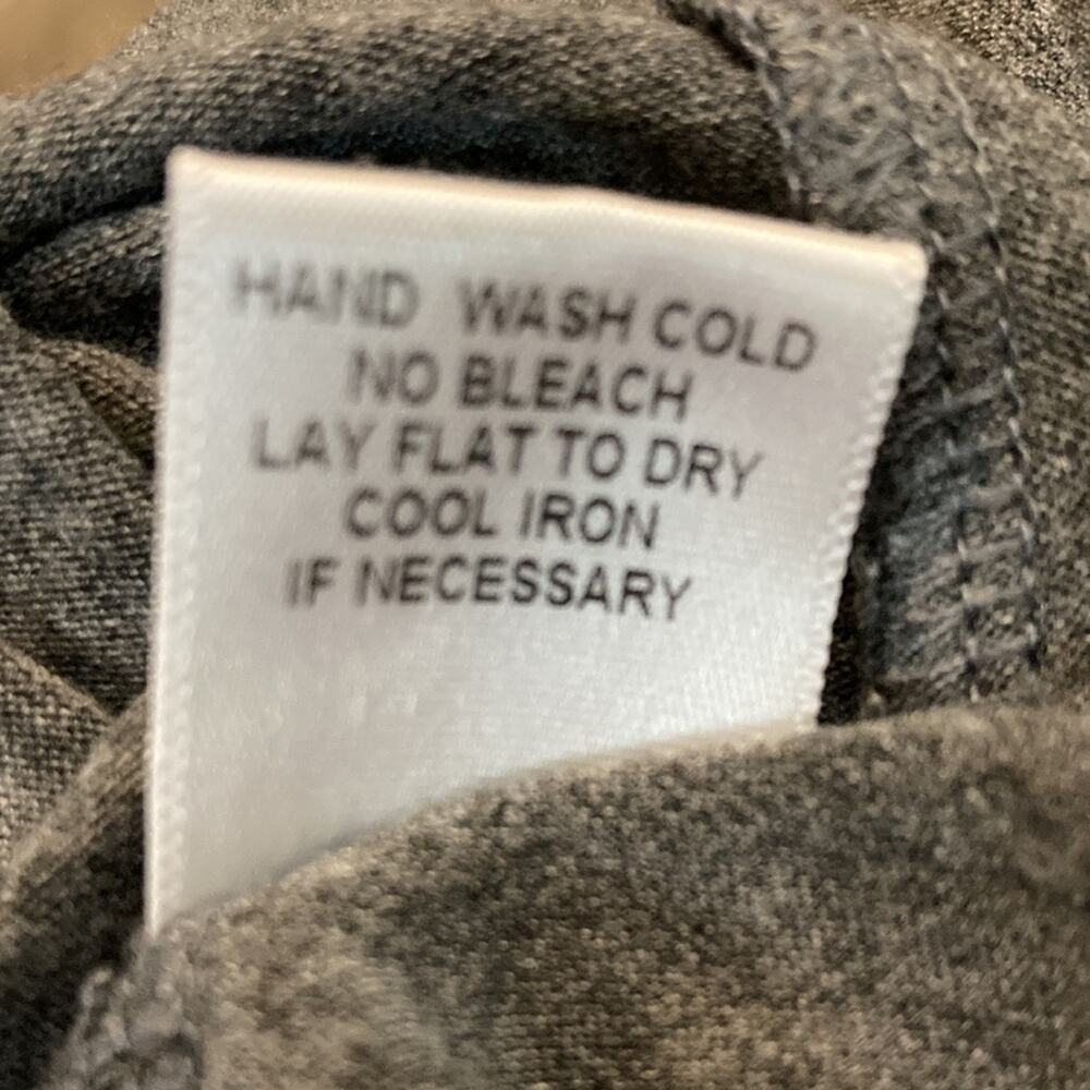 Fever Lightweight Gray Knit Turtleneck Top Sz M - Picture 9 of 11
